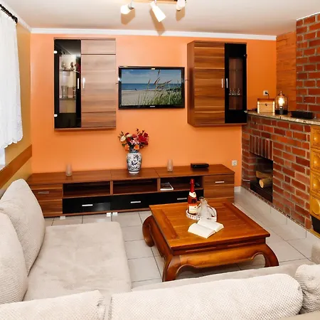 Idyllic In Bastorf With Balcony Apartman Kägsdorf