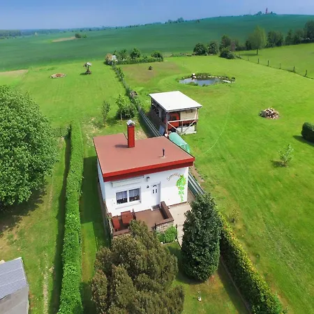 Idyllic In Bastorf With Balcony Appartamento